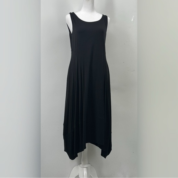 Comfy USA Dresses & Skirts - Comfy USA Black Asymmetrical Dress